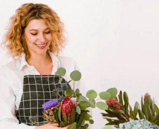 51 красная роза Сочи